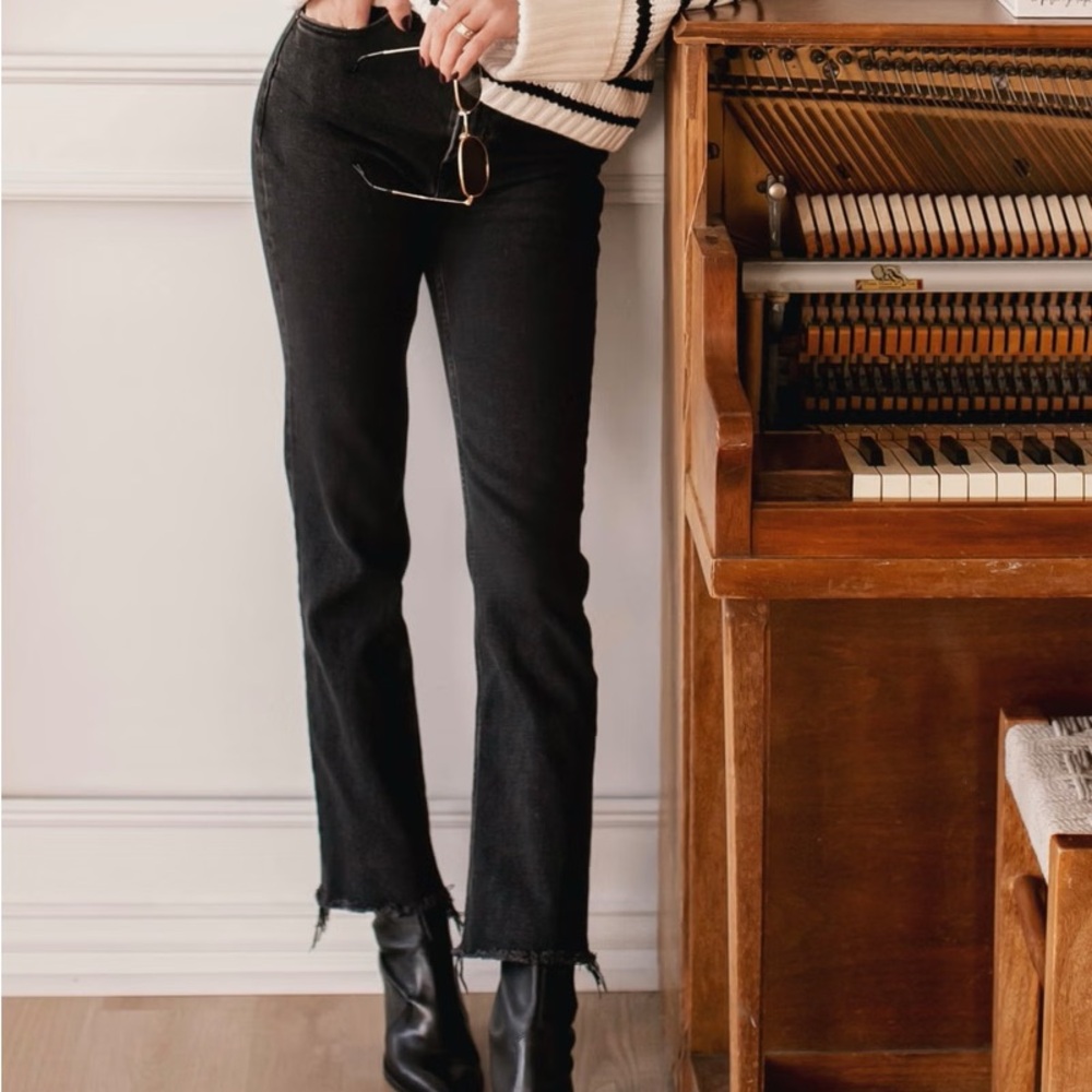 Black Ankle Straight Jeans